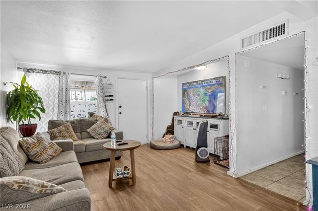 4686 Sheppard Drive, Las Vegas, NV 89122