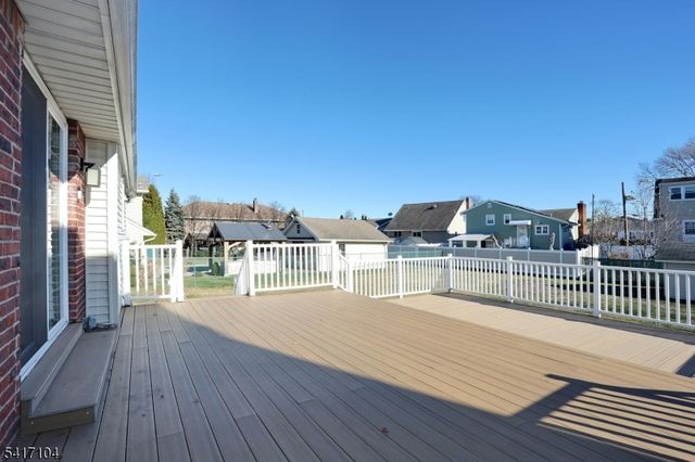 16 Maple Ave, South Hackensack Twp., NJ 07606