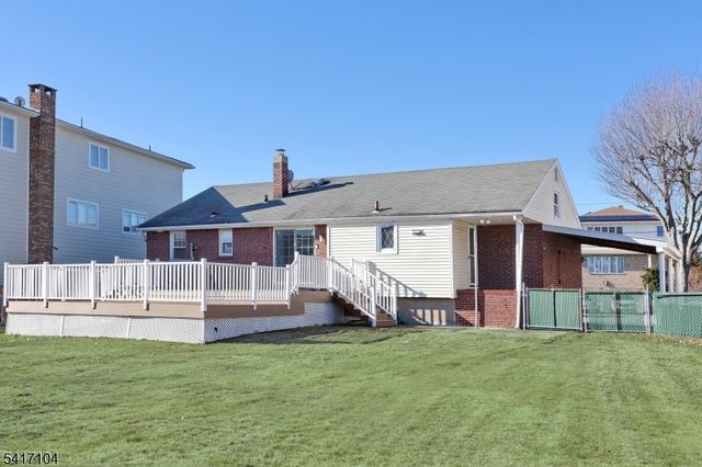 16 Maple Ave, South Hackensack Twp., NJ 07606