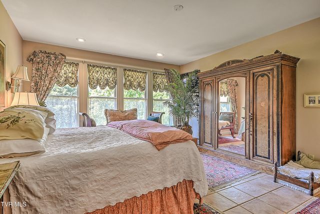 850 Belleair Lane, Bristol, VA 24201