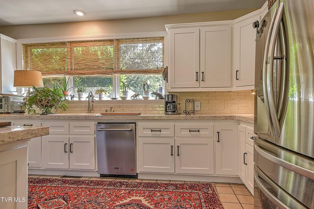 850 Belleair Lane, Bristol, VA 24201