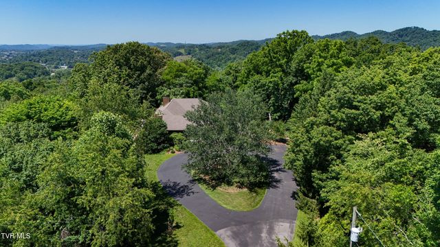 850 Belleair Lane, Bristol, VA 24201