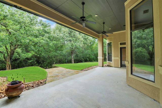 26150 Crown Ranch Boulevard, Montgomery, TX 77316