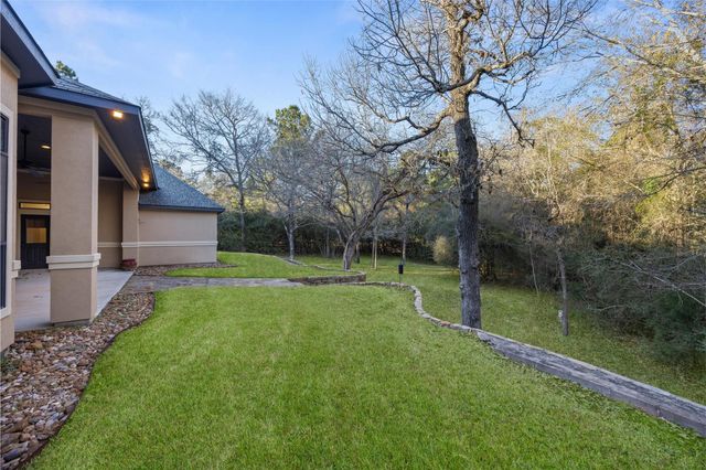 26150 Crown Ranch Boulevard, Montgomery, TX 77316