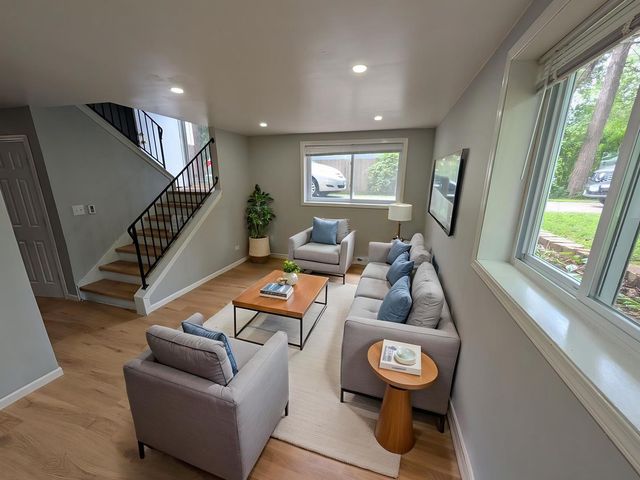 37055 N Capillo Avenue, Lake Villa, IL 60046