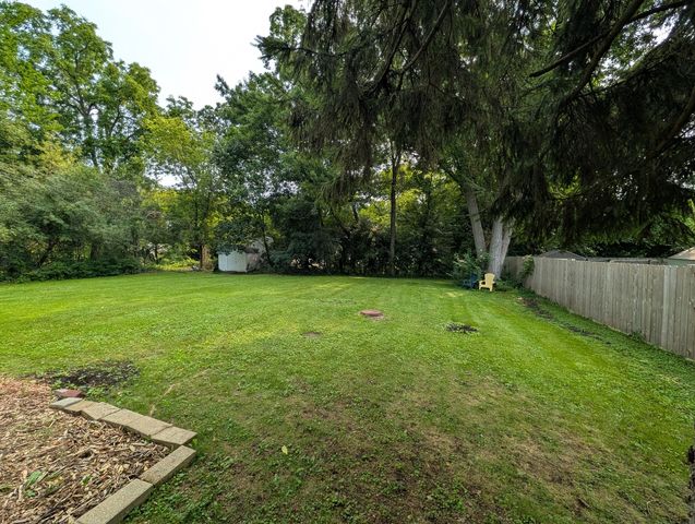 37055 N Capillo Avenue, Lake Villa, IL 60046