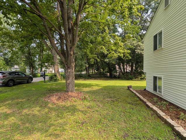 37055 N Capillo Avenue, Lake Villa, IL 60046