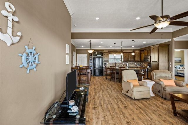 951 S Gateway, Port Bolivar, TX 77650