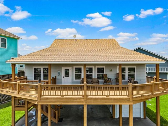 951 S Gateway, Port Bolivar, TX 77650