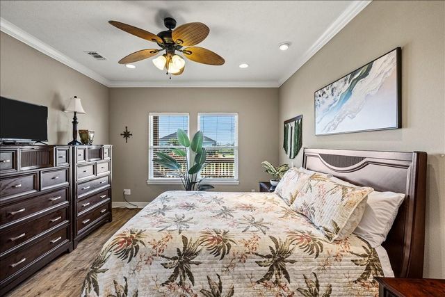 951 S Gateway, Port Bolivar, TX 77650