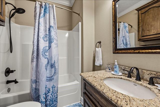 951 S Gateway, Port Bolivar, TX 77650