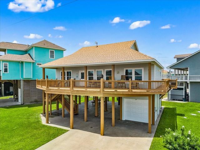 951 S Gateway, Port Bolivar, TX 77650