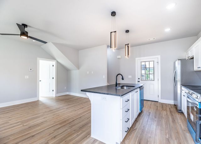3185 W Salida Lane, Fayetteville, AR 72704