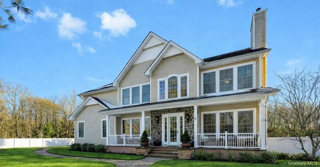 42 Brayton Court N, South Setauket, NY 11720