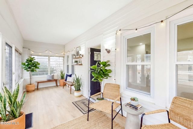 1020 Washington Avenue, Albany, NY 12203