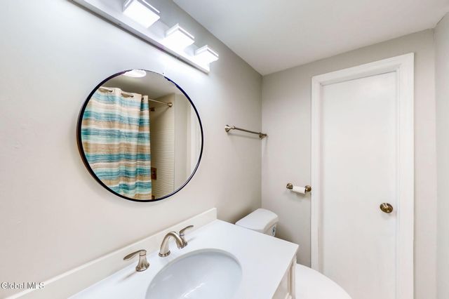 1020 Washington Avenue, Albany, NY 12203