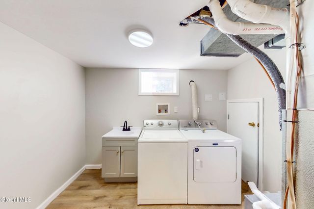 1020 Washington Avenue, Albany, NY 12203