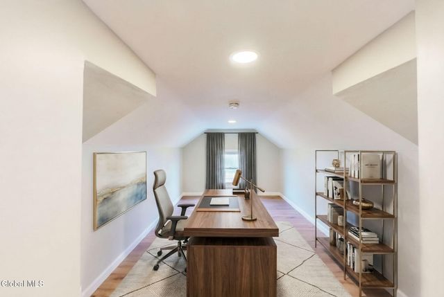 1020 Washington Avenue, Albany, NY 12203