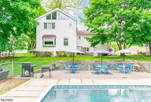 26 Cornell St, West Orange Twp., NJ 07052