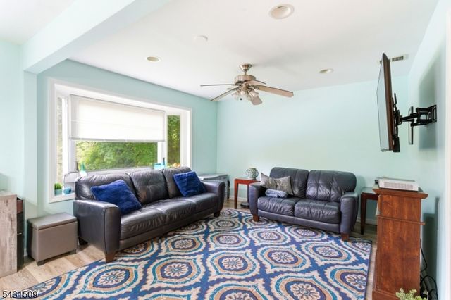 26 Cornell St, West Orange Twp., NJ 07052