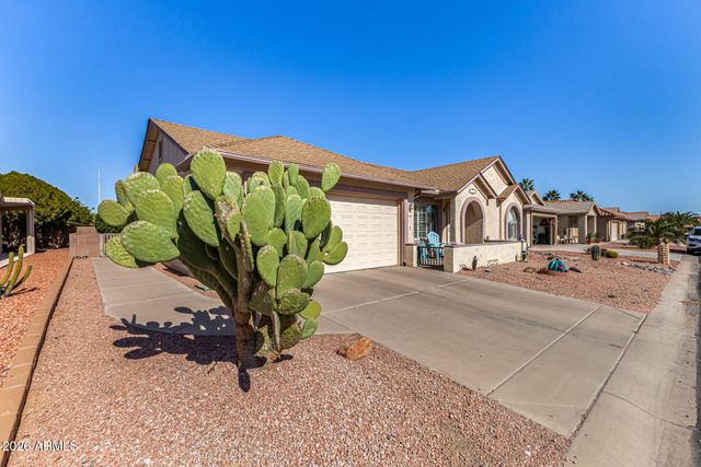 1518 E SPYGLASS Drive, Chandler, AZ 85249