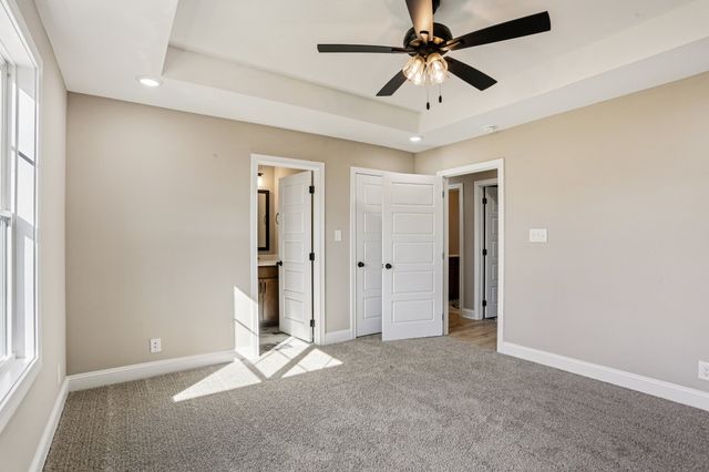 178 Brenda Dr, Clarksville, TN 37040