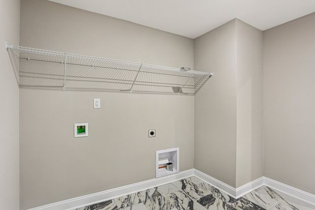 178 Brenda Dr, Clarksville, TN 37040