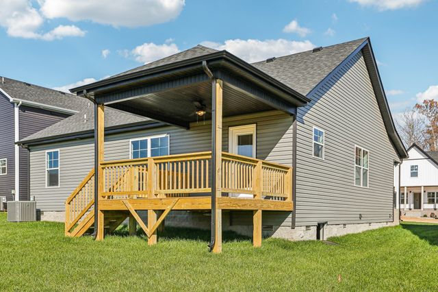 178 Brenda Dr, Clarksville, TN 37040