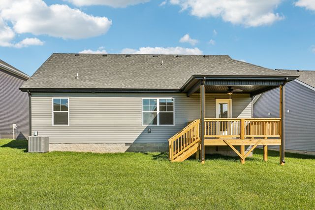 178 Brenda Dr, Clarksville, TN 37040