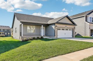 178 Brenda Dr, Clarksville, TN 37040