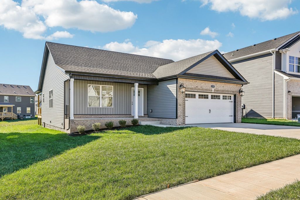 178 Brenda Dr, Clarksville, TN 37040