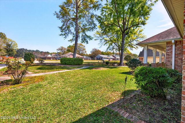 18155 Sherwood Court, Saucier, MS 39574