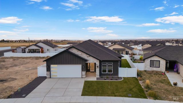 1266 Crestview Dr., Twin Falls, ID 83301