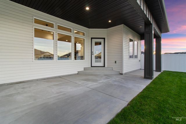 1266 Crestview Dr., Twin Falls, ID 83301