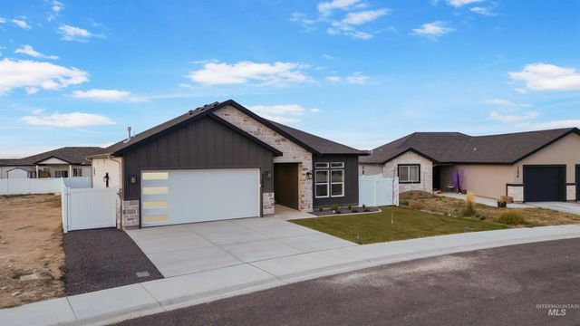 1266 Crestview Dr., Twin Falls, ID 83301
