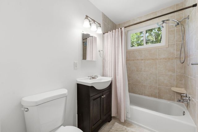 8923 CROMWELL, Springfield, VA 22151