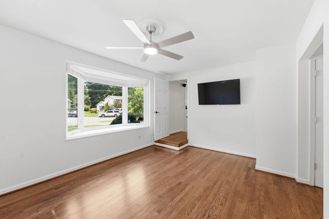 8923 CROMWELL, Springfield, VA 22151