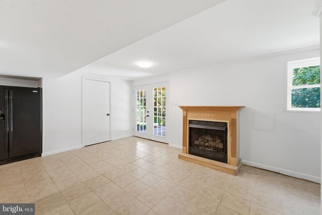 8923 CROMWELL, Springfield, VA 22151