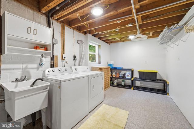 8923 CROMWELL, Springfield, VA 22151
