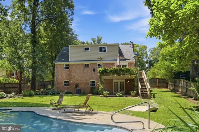 8923 CROMWELL, Springfield, VA 22151