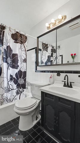 2803 GREENWAY BLVD, Falls Church, VA 22042