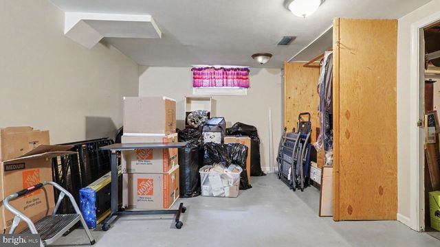 2803 GREENWAY BLVD, Falls Church, VA 22042