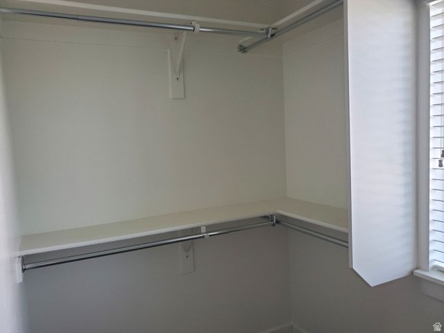 847 W PRESIDIO DR, Midvale, UT 84047