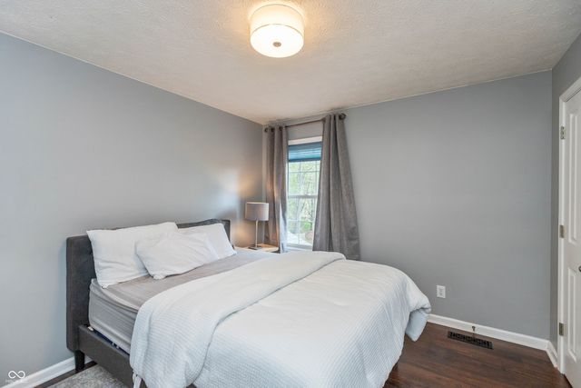 8593 Holm Mountain Circle, Avon, IN 46123