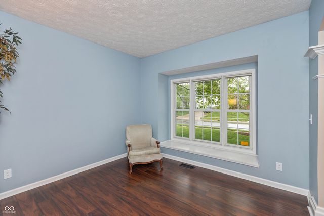8593 Holm Mountain Circle, Avon, IN 46123
