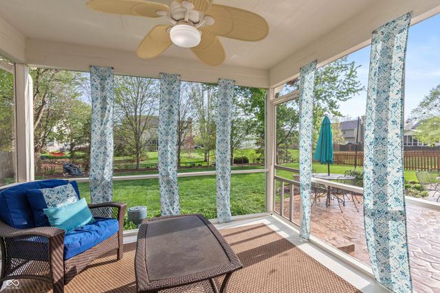 8593 Holm Mountain Circle, Avon, IN 46123