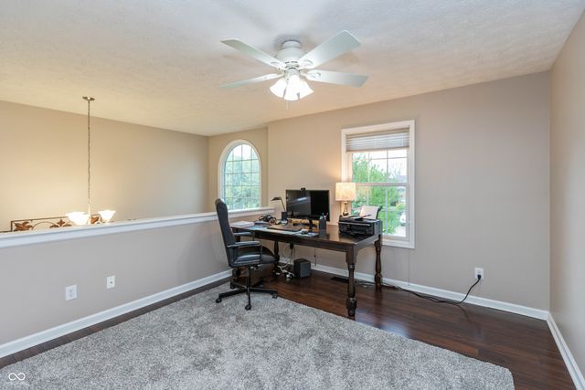 8593 Holm Mountain Circle, Avon, IN 46123