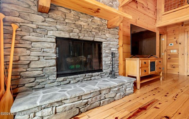 942 Danes Hill Rd, Clarkson, KY 42726