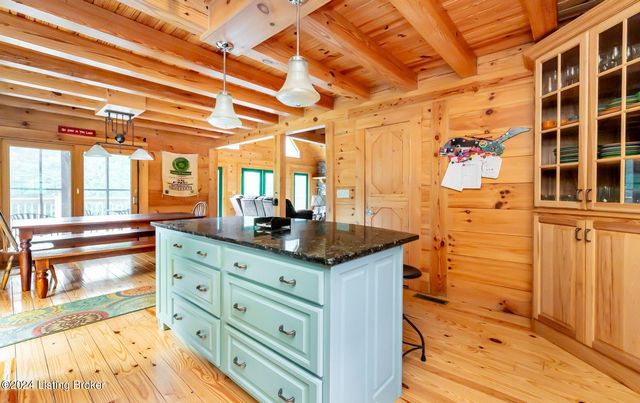 942 Danes Hill Rd, Clarkson, KY 42726