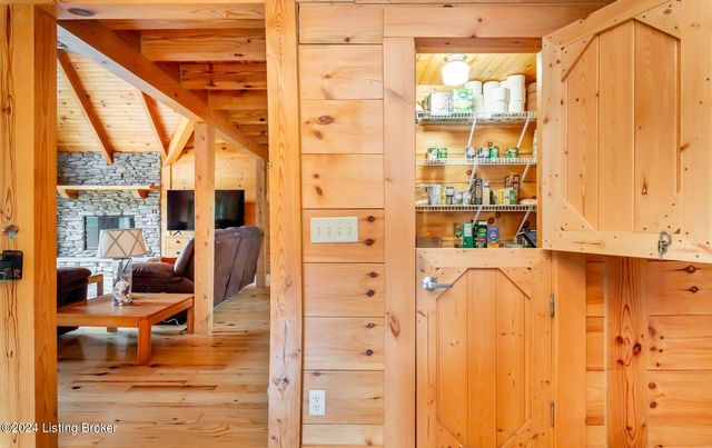 942 Danes Hill Rd, Clarkson, KY 42726